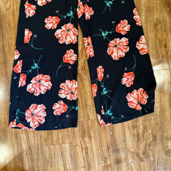 JACK Women’s Floral Black Pink Jumpsuit Jumper Wide Leg Short Sleeve Size Small - Picture 8 of 11